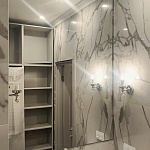 Миниатюра Зеркало в черной металлической раме в ванную