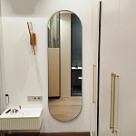 Миниатюра Овальное зеркало в полный рост