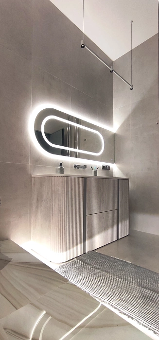 Капсульное зеркало с внешней подсветкой