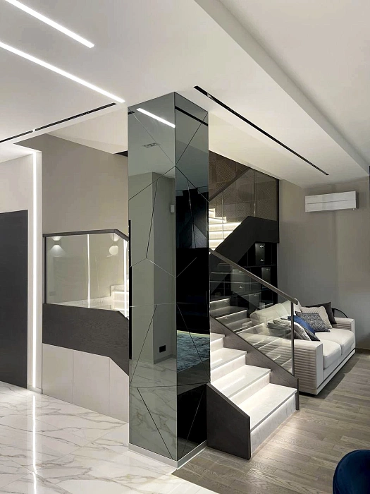 Зеркало панно на колонне