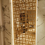 Миниатюра Зеркало с матовым рисунком и подсветкой